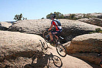 images/Trails/UT-Gooseberry2006/GooseberryMesa-8APR06-28.jpg