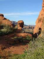 images/Trails/Utah-StGeorge/RoadTrip2005-Day2-ChurchRocks-19.jpg